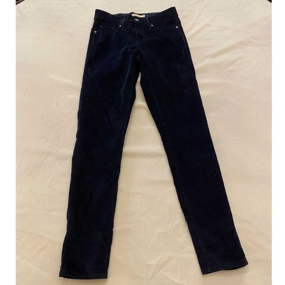 LEVI’S Women’s 311 Shaping Skinny Corduroy Jeans, Size 24